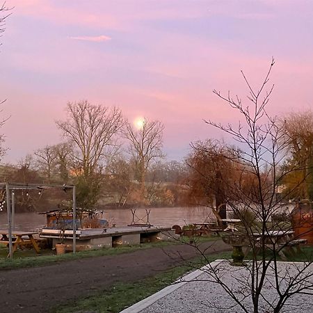 Moon River Chambre D'Hote Saint-Junien Exteriör bild